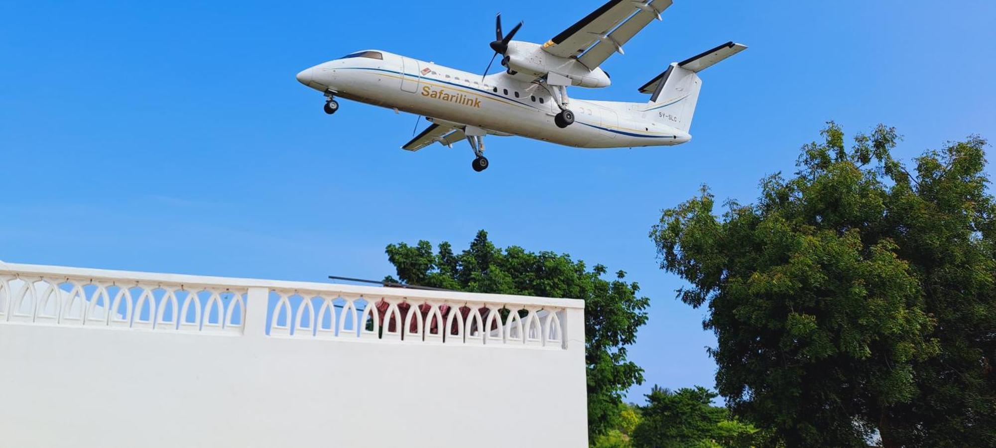 Cave Diani Holiday Apartments เดียนีบีช ภายนอก รูปภาพ