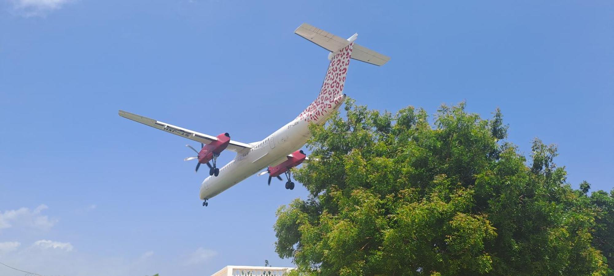 Cave Diani Holiday Apartments เดียนีบีช ภายนอก รูปภาพ